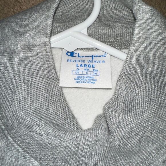 Heavyweight Champion Sweater - Picture 3 of 5